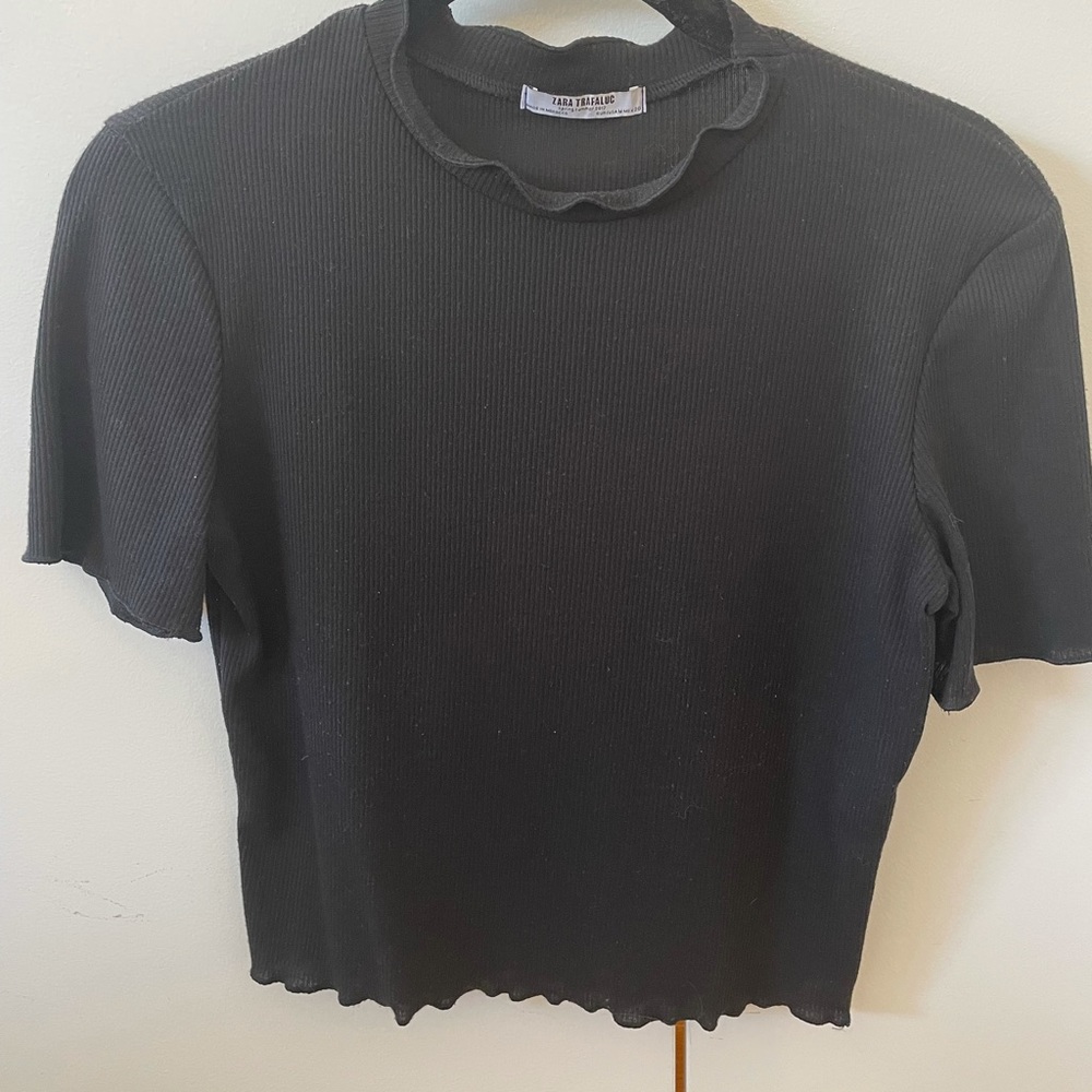 Zara ruffled crop top